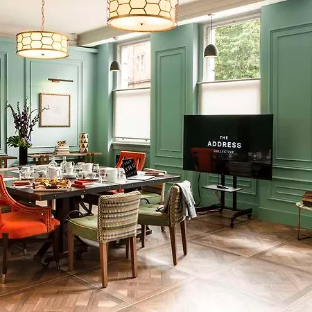 The Address Connolly 4*