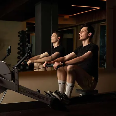 The Address Connolly מלון