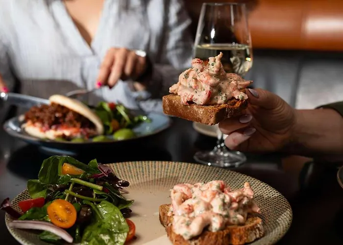 The Address Connolly 4*